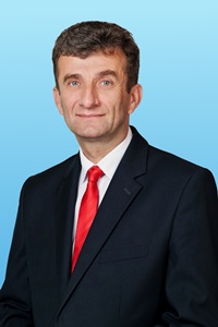 Wójt gminy Tarnawatka Piotr Pasieczny